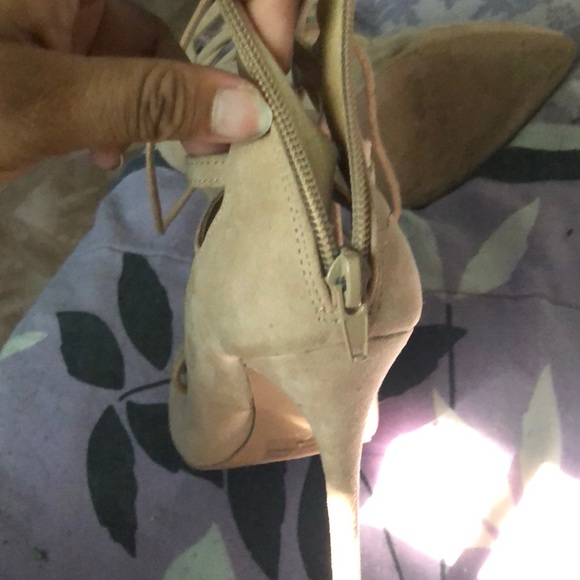 Nude heels - Picture 3 of 5